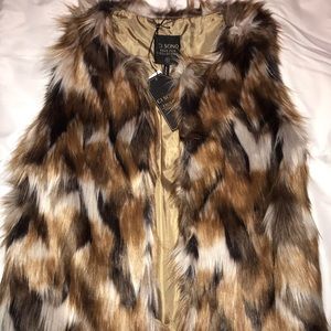 Ci Sono Faux Fur Vest